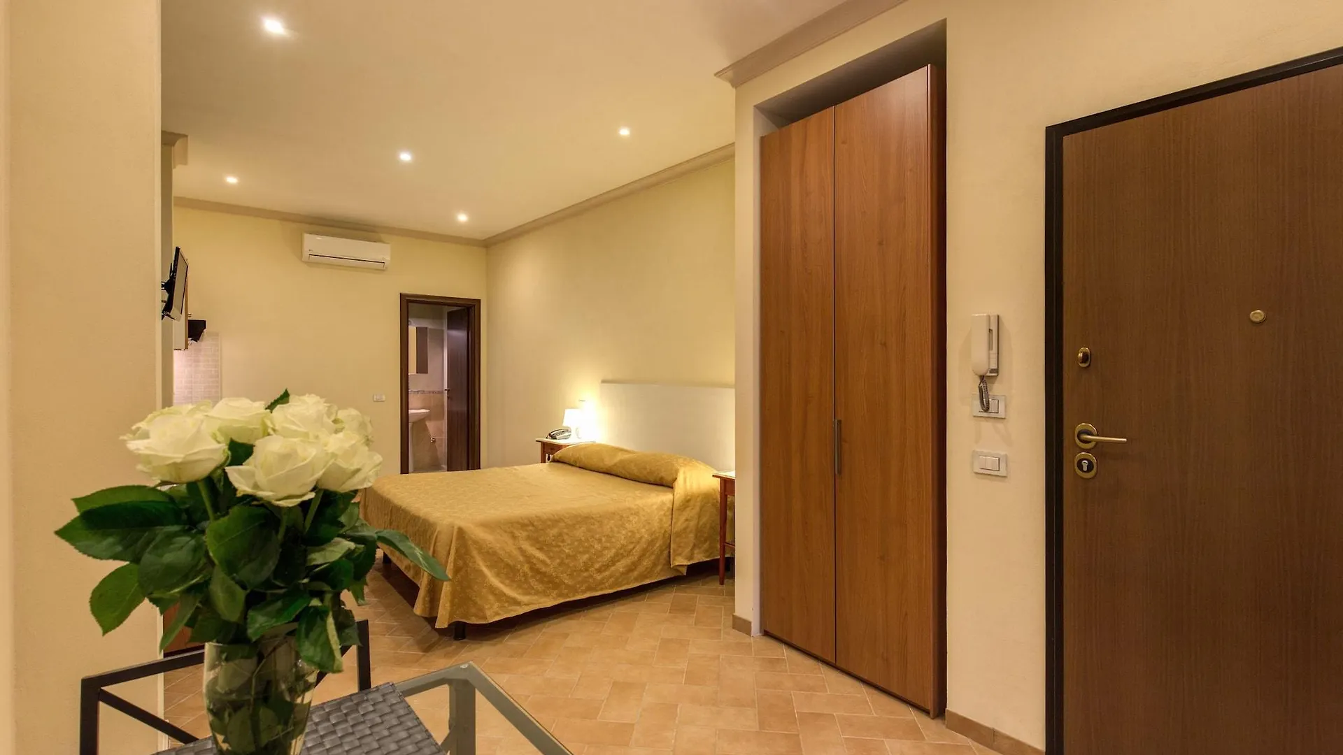 Hotel Artorius Rome 2*,