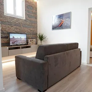 Domus 25 Italy